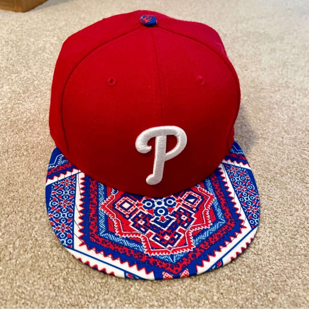 New Era 9FIFTY Philadelphia Phillies Red har with Blue Patterned Brim